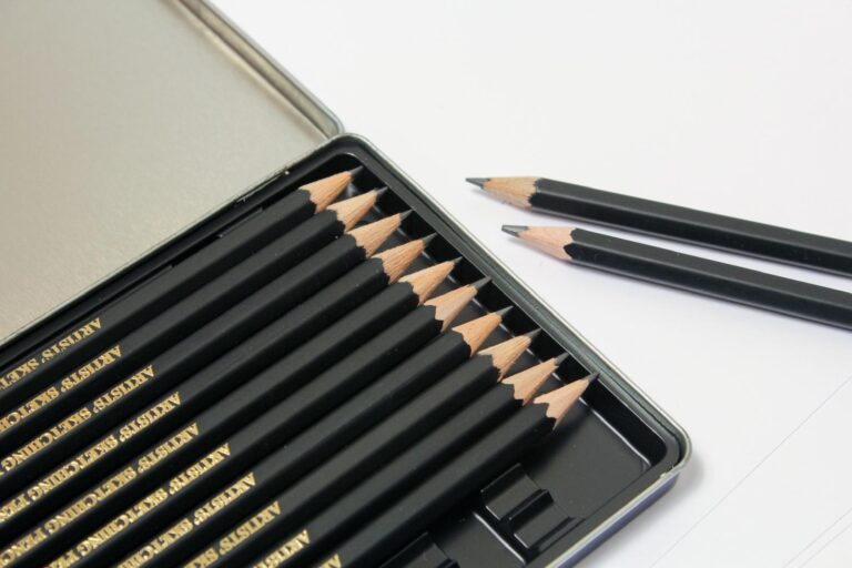 How to Choose the Correct Pencils for Drawing